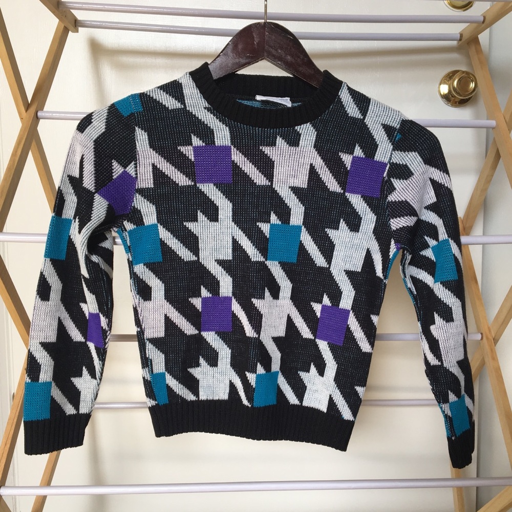 Vintage 80s geometric sweater!
